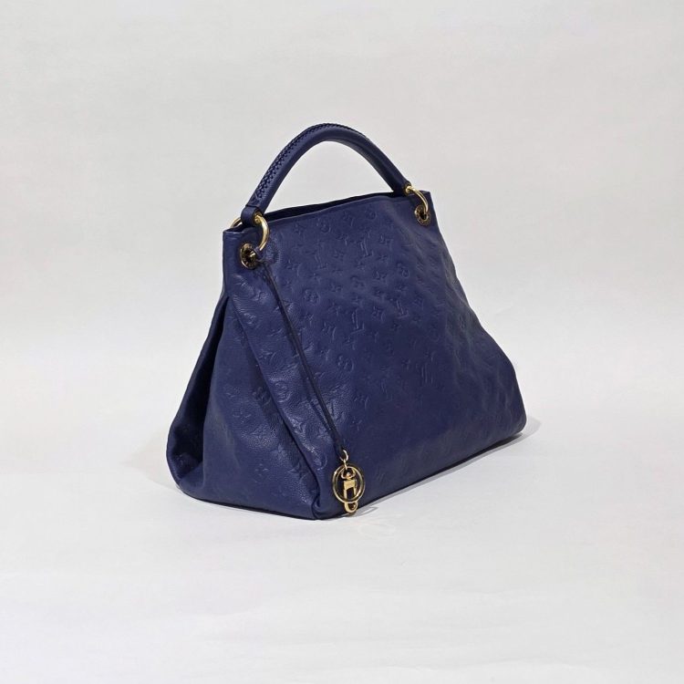 Louis Vuitton  Blue Monogram Artsy MM Bag