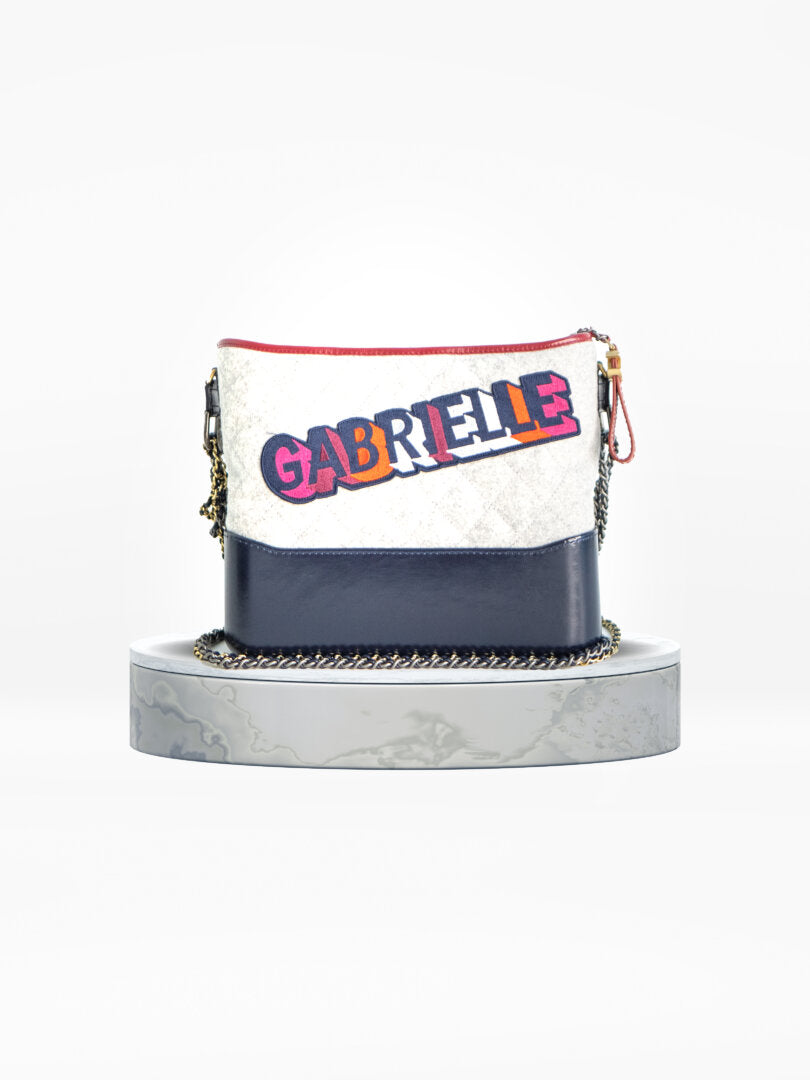 How Many Handbags Should Be in Your Collection in 2023?
