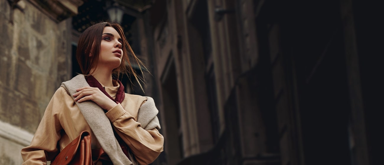 Mayas Brand Studio – Buy Brand Bag