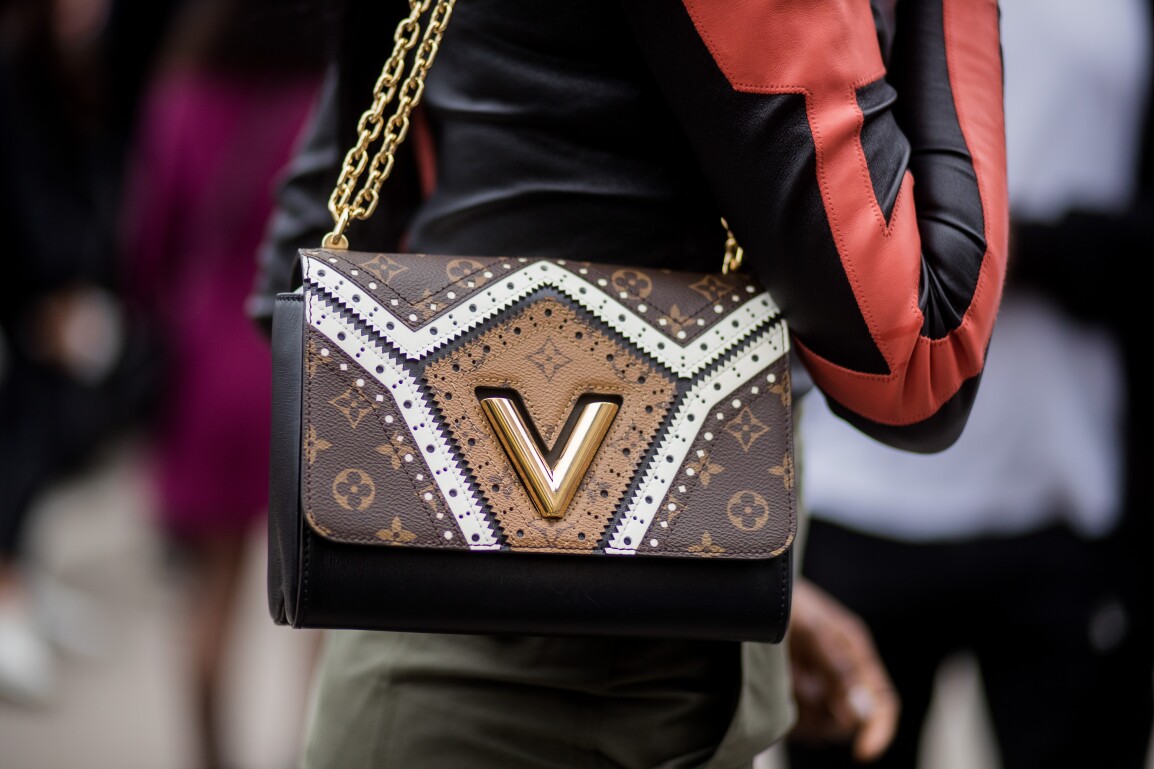 Mayas Brand Studio – Buy Brand Bag