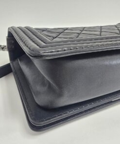 Chanel Medium Boy Black 43