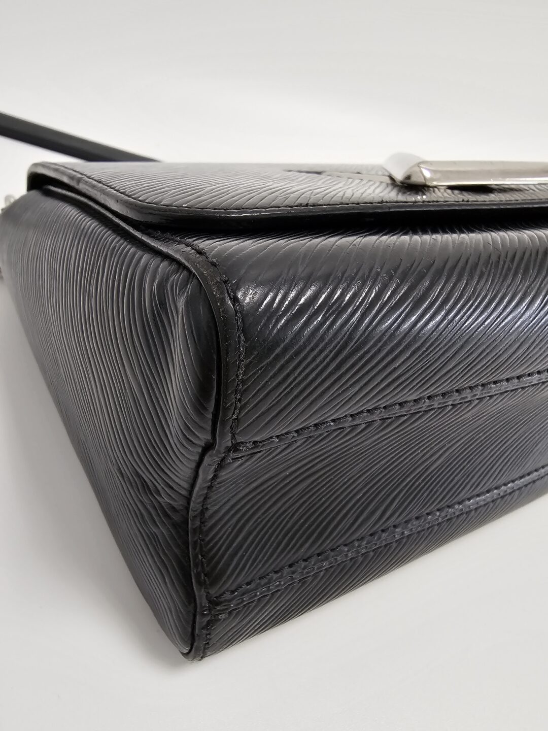 Buy Authentic Louis Vuitton Epi Leather Twist MM Handbag Article: M50282  Noir Made in France Online at desertcartINDIA