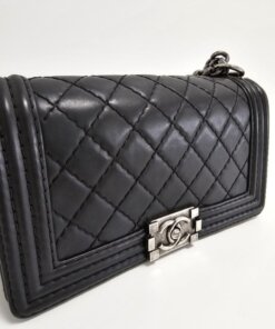 Chanel Medium Boy Black 29