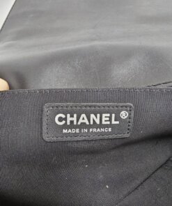 Chanel Medium Boy Black 31