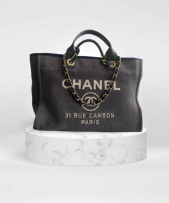 Chanel deuaville denim