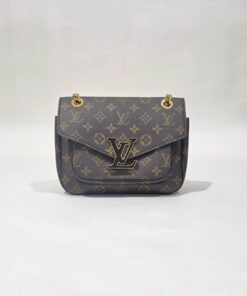 Gorgeous Louis Vuitton Coated Monogram Canvas Passy Bag