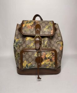 GUCCI GG SUPREME floral print Backbag