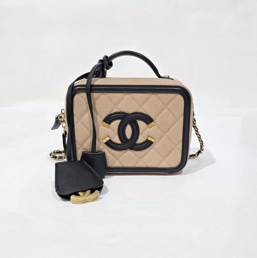 Chanel Filigree Vanity Case Caviar Small